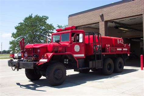 The M939 series vehicles are an improved version of the M809 series. . Military 6x6 fire trucks for sale